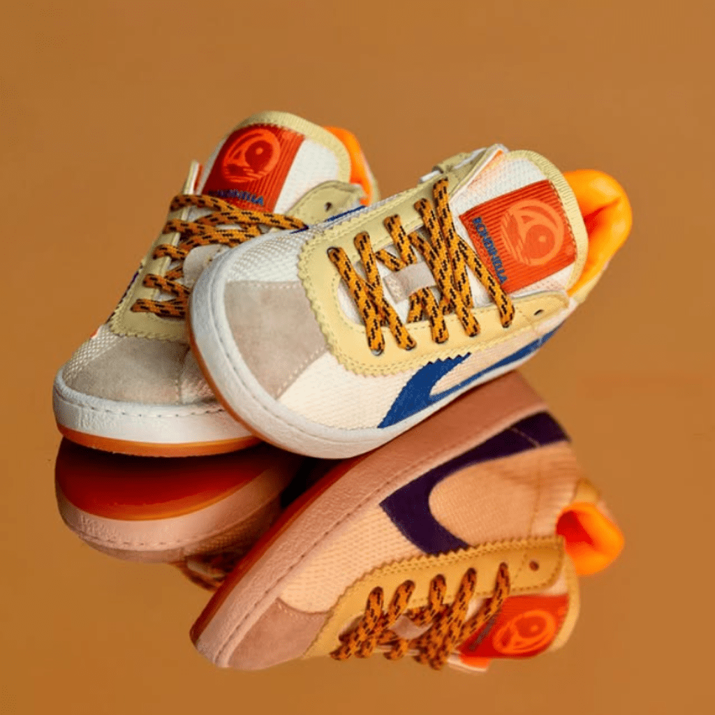Handgemaakte Italiaanse Rondinella babyschoenen uit zacht leder, vrolijke designs voor de allereerste stapjes, verkrijgbaar in onze webshop.