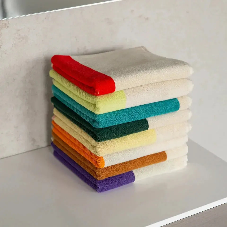 Suite702 - Studio Play