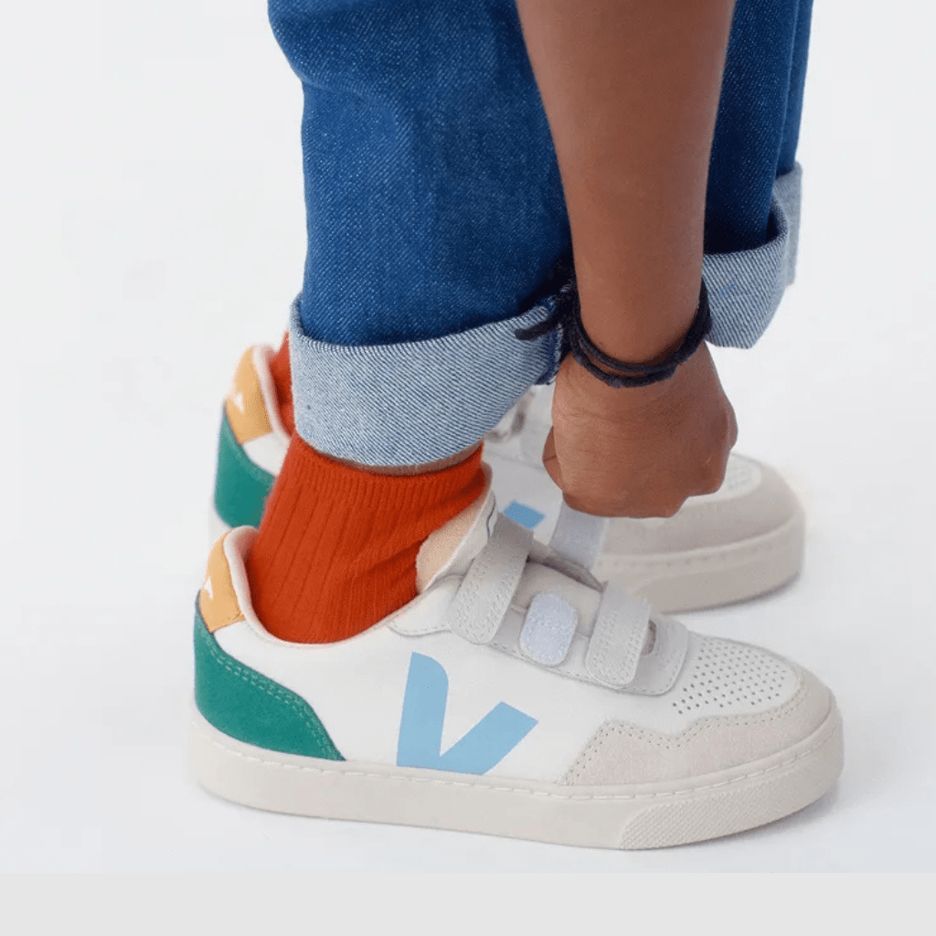 Exclusieve Veja x Bonpoint en Veja x Jelly Mellow kindersneakers SS26, fair trade en biologisch geproduceerd, verkrijgbaar in onze webshop.