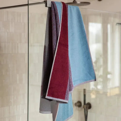 Suite702 Badhanddoeken Set Blend Sky Blue/Bordeaux