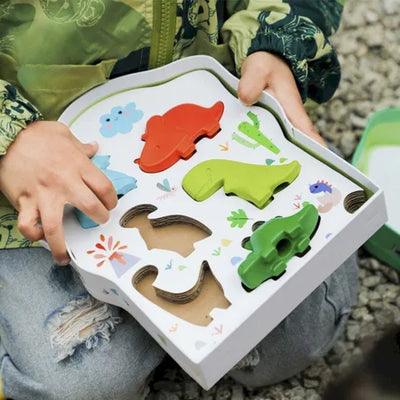 Haku Yoka Dino Finger Crayon