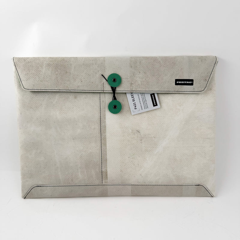 F421 SLEEVE FOR LAPTOP 15 INCH