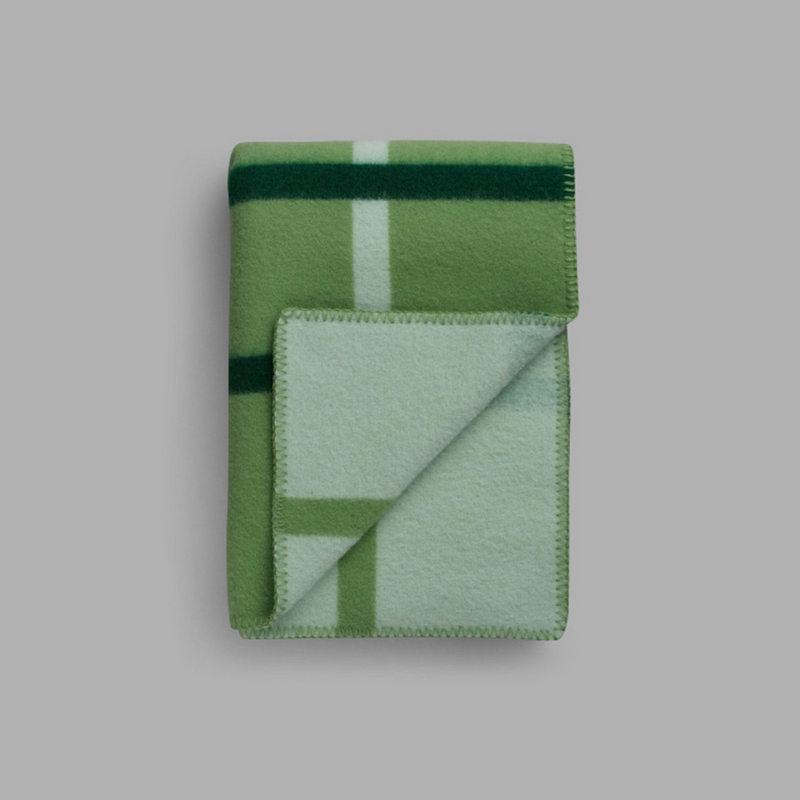 Roros Tweed Knut Field Green Throw