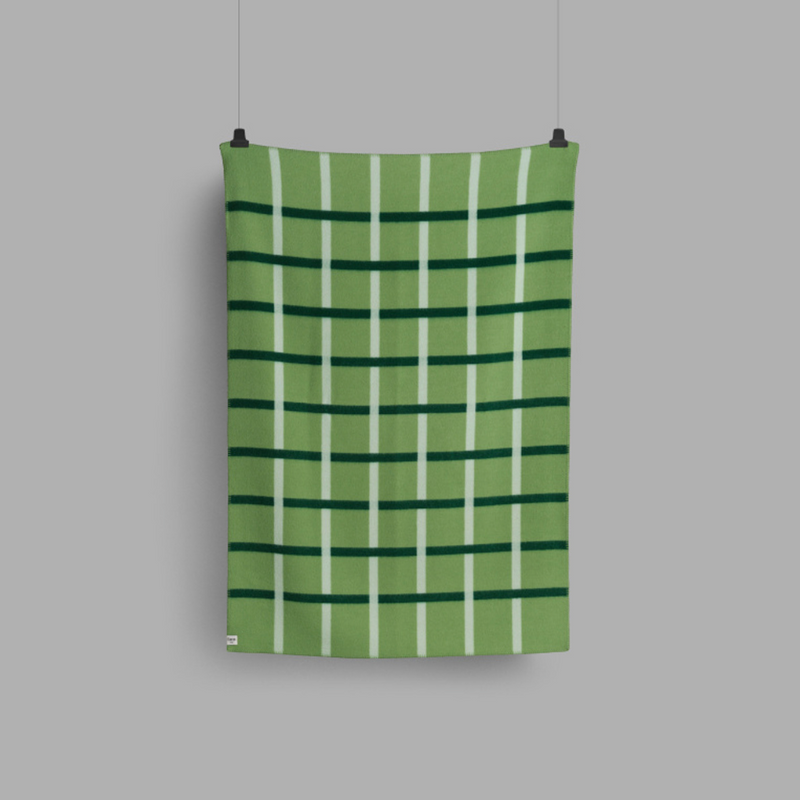 Roros Tweed Knut Field Green Throw