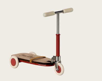 Maileg Kick board Red