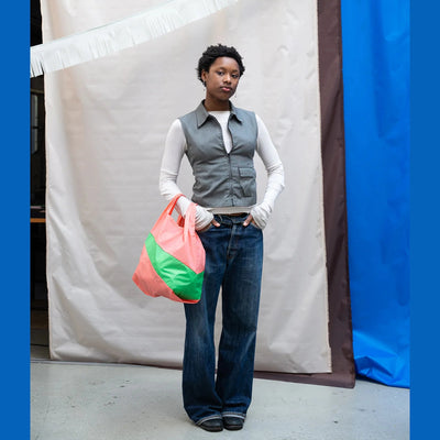 Susan Bijl The New Shopping Bag Coral & Greenscreen Medium