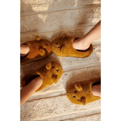 Liewood Aviaja Beer Slippers Golden Caramel