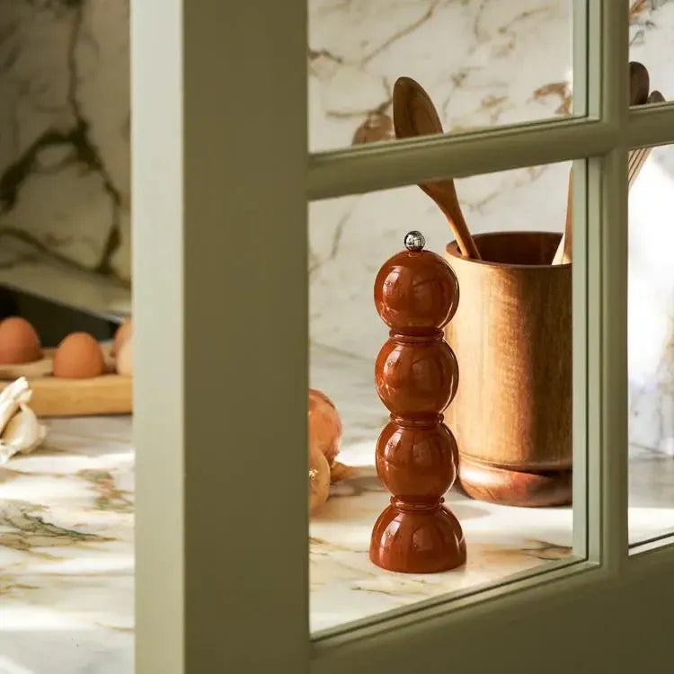 Addison Ross Bobbin Lacquer Salt or Pepper Mill Nutmeg