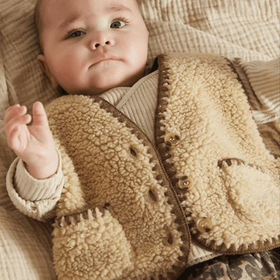 Claude & Co BABY Amos Sand Folk Gilet - Studio Play