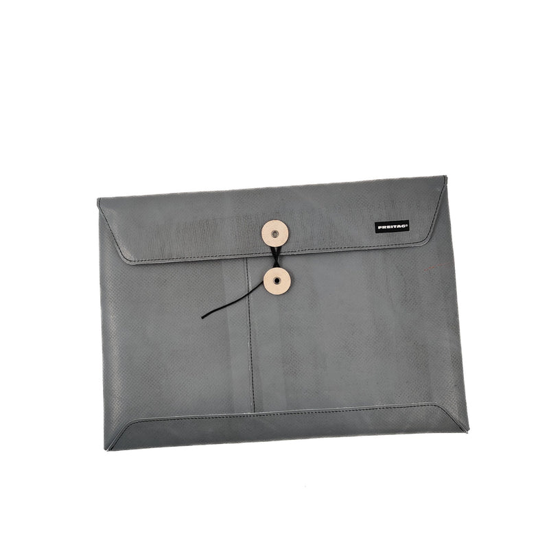F411 SLEEVE FOR LAPTOP 13 - 14 INCH - Studio Play