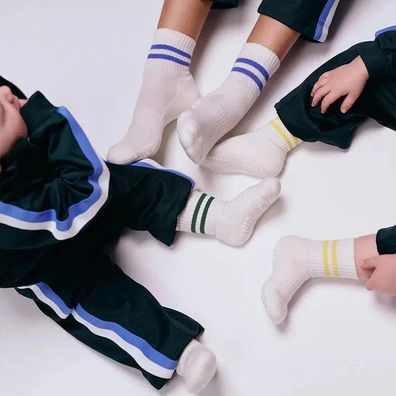 Go Baby Go antislip Sports Socks Green - Studio Play