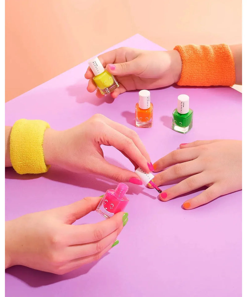 Inuwet Waterbased Nail Polish - Neon Pink
