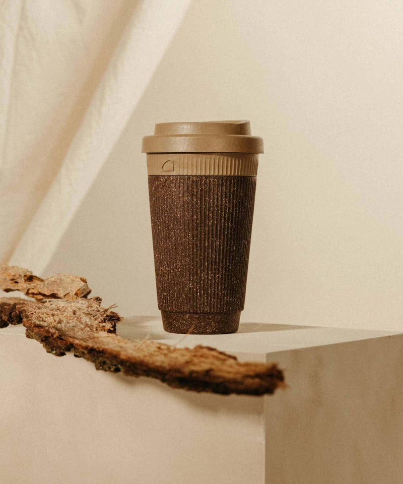 Kaffee Form Weducer Cup Refined Coffee/ Cardamom - Double Lid