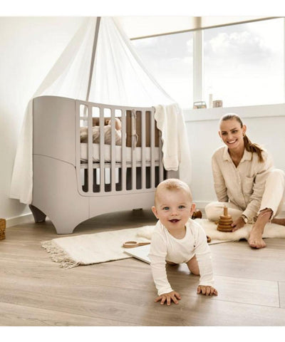 Leander Classic Baby Cot Cappuccino