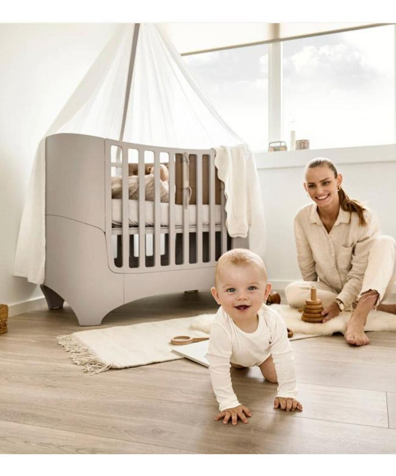 Leander Classic Baby Cot Cappuccino