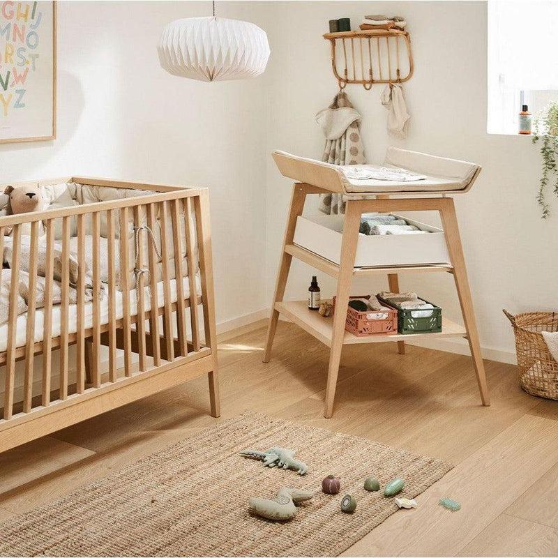 Leander Linea Changing Table with Mat Oak