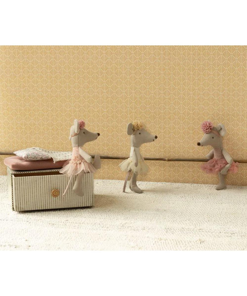 Maileg Ballerina Mouse, Little Sister off white