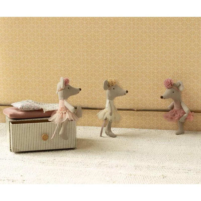 Maileg Ballerina Mouse, Little Sister off white - Studio Play