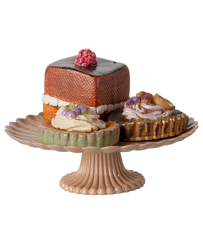 Maileg Cakes And Cakestand Mini
