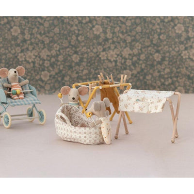 Maileg Carry Cot Baby Mouse - Studio Play