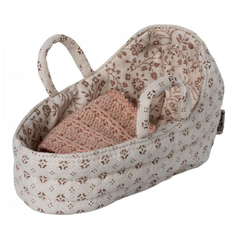 Maileg Carry Cot Baby Mouse - Studio Play