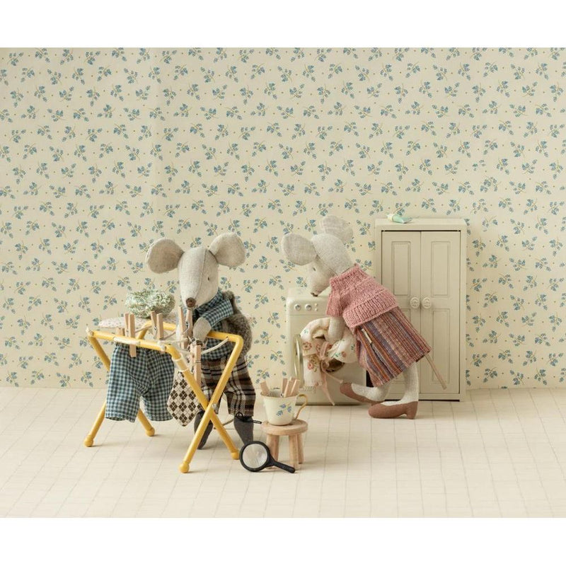 Maileg Closet Mouse Cream - Studio Play