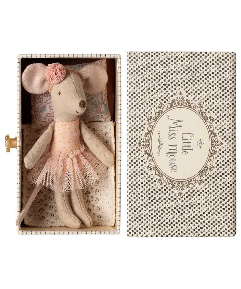 Maileg Dance Mouse In Daybed Little Sister