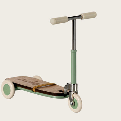 Maileg Kick board Mint