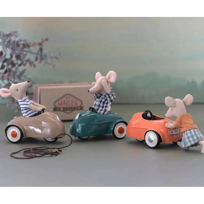Maileg Mouse Car Dark Green - Studio Play