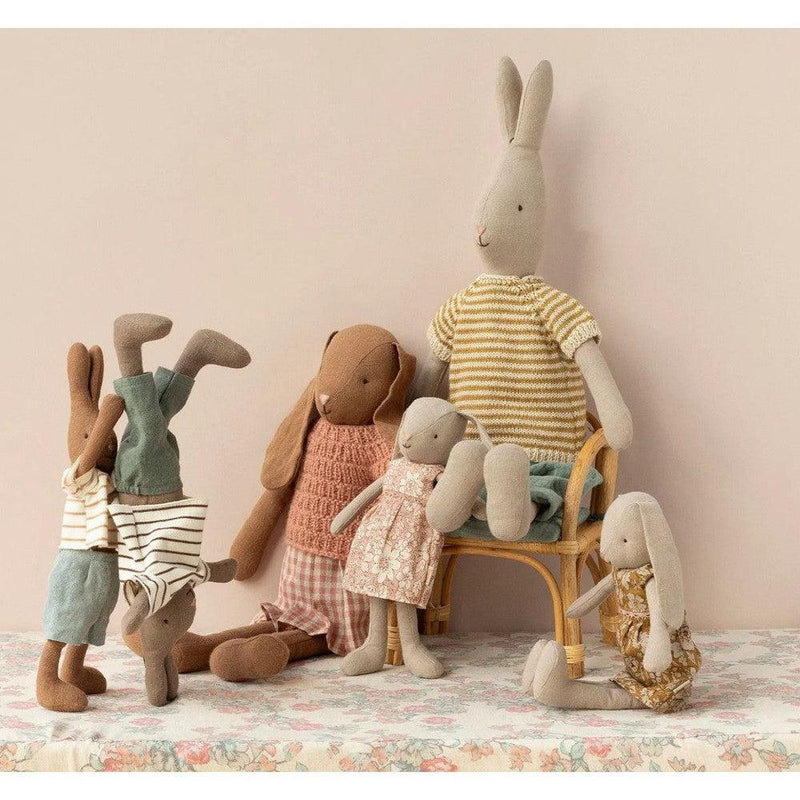Maileg Rabbit Size 3 Knitted Shirts And Pants - Studio Play