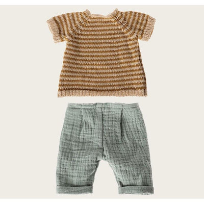 Maileg Rabbit Size 3 Knitted Shirts And Pants - Studio Play