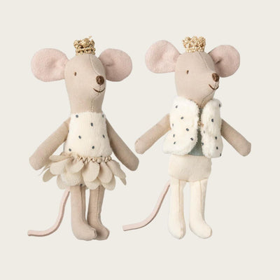 Maileg Royal Twins Mice, Little Sister And Little Brother In Matchbox III - Studio Play