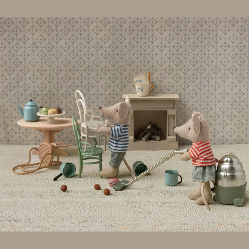 Maileg Vintage Chair Mouse Mint