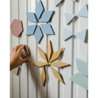 Moes Magnetic Puzzle - Studio Play