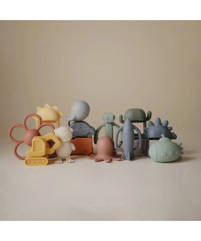 Mushie Rattle Teether Rocket