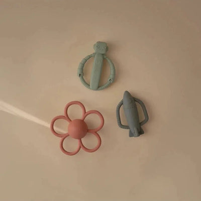 Mushie Rattle Teether Rocket - Studio Play