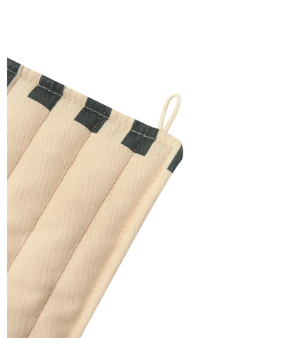 Nobodinoz Quilted Wall Organizer Vibes Poppies