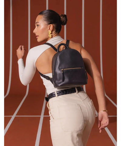 O My Bag Ivy Mini Backpack black Soft Grain Leather