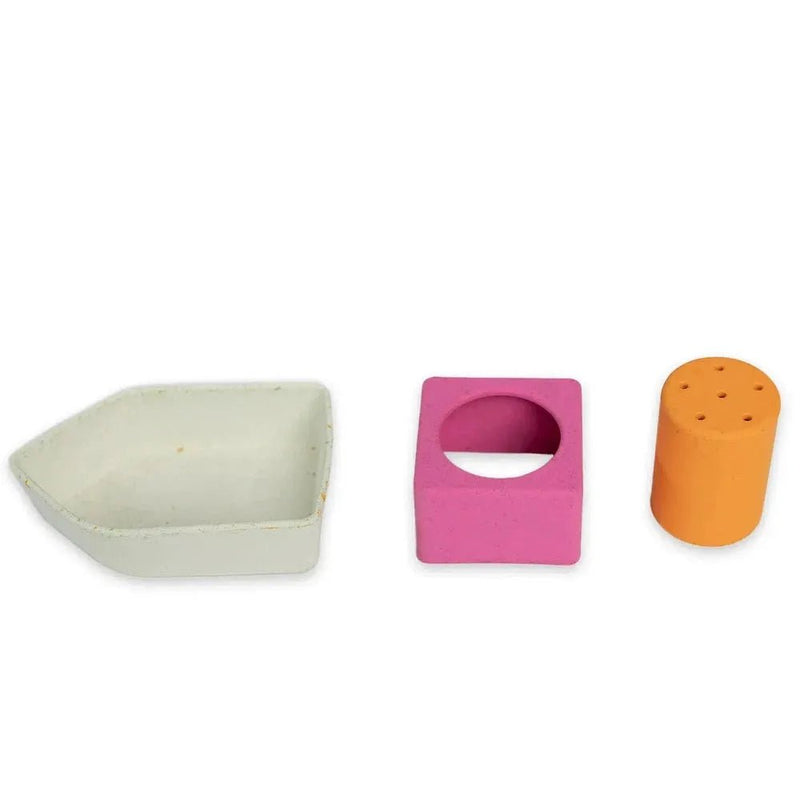 Oli & Carol Upcycled Bath Toy Boat Pink - Studio Play