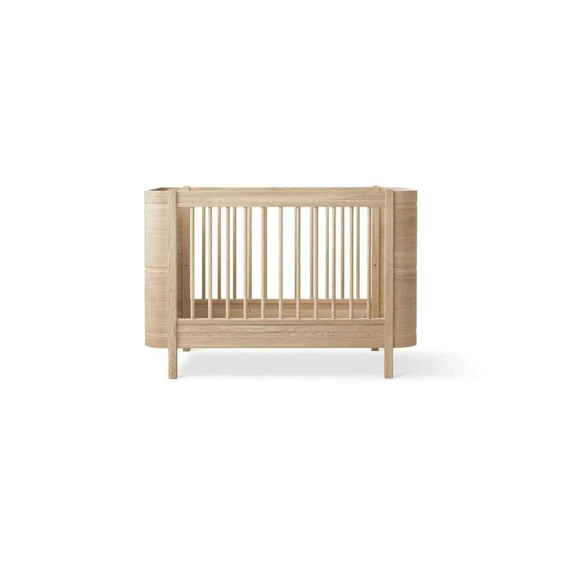 Oliver Furniture Wood Mini+ Cot bed 041582 incl. junior kit, oak - Studio Play