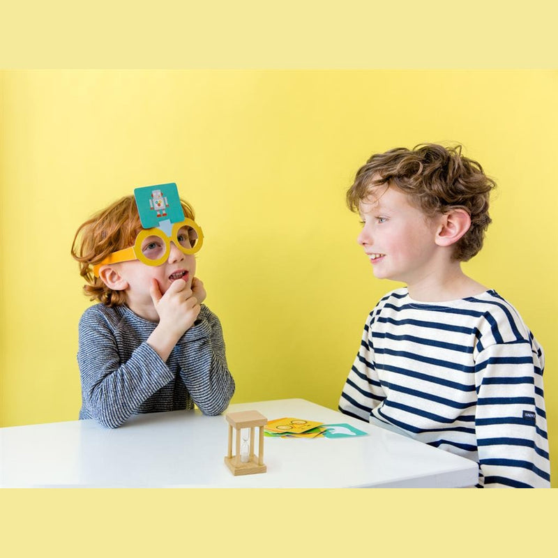 Petit Collage Board Game What Am I?