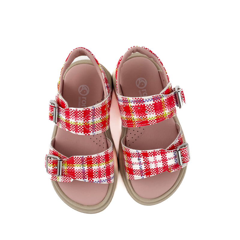 Rondinella Sandal Fondo Bianco - Studio Play