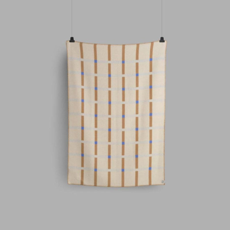 Roros Tweed Knut Taupe Throw - Studio Play