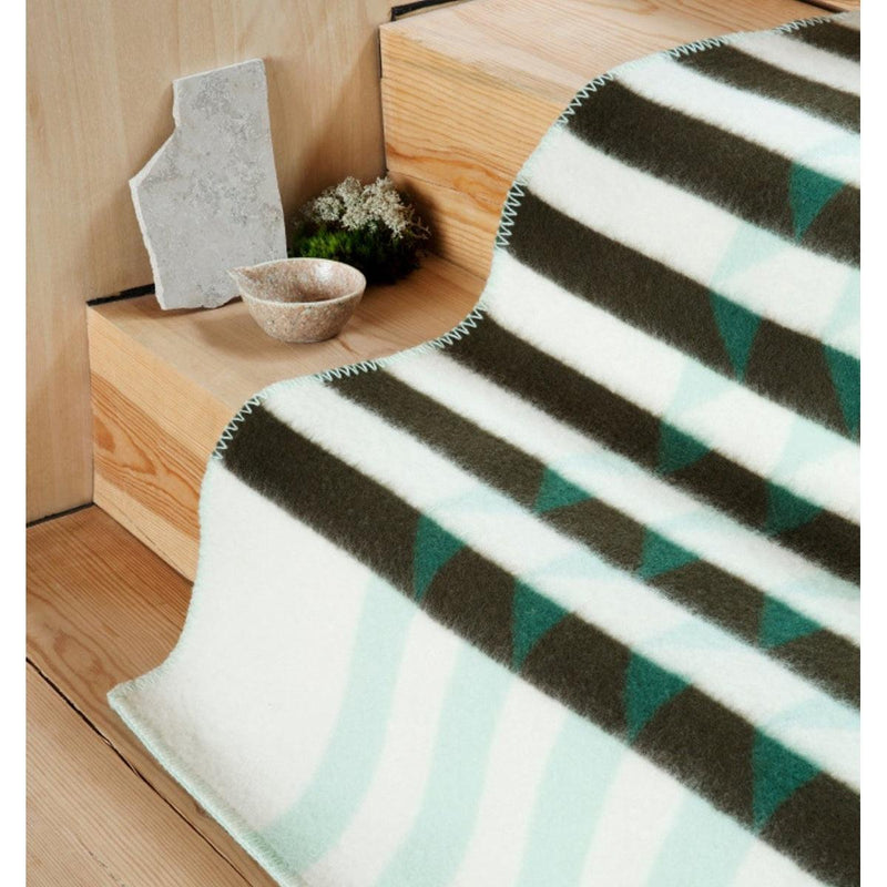 Roros Tweed Kvam Green Throw