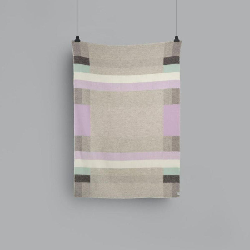 Roros Tweed Mikkel Grey Throw - Studio Play