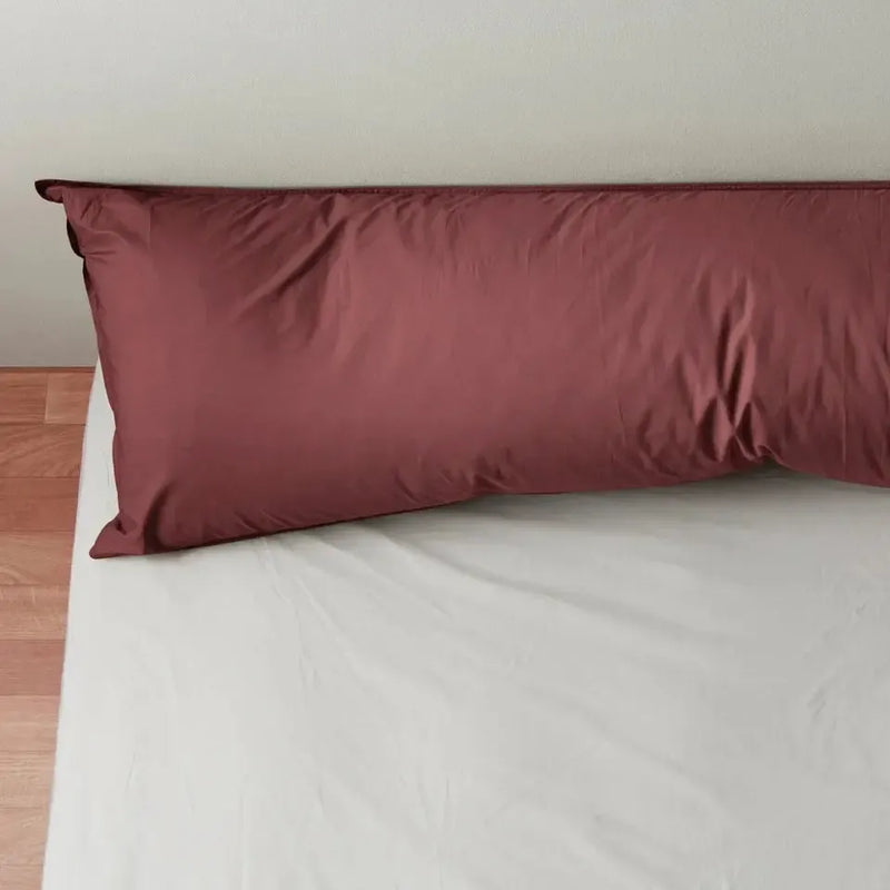 Suite702 Kussensloop Brique Red (50x180cm)