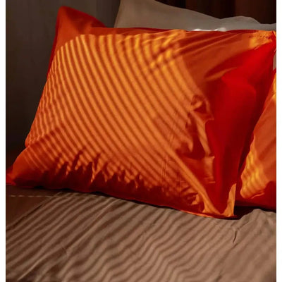 Suite702 Kussensloop Poppy Orange (60x70cm) - Studio Play