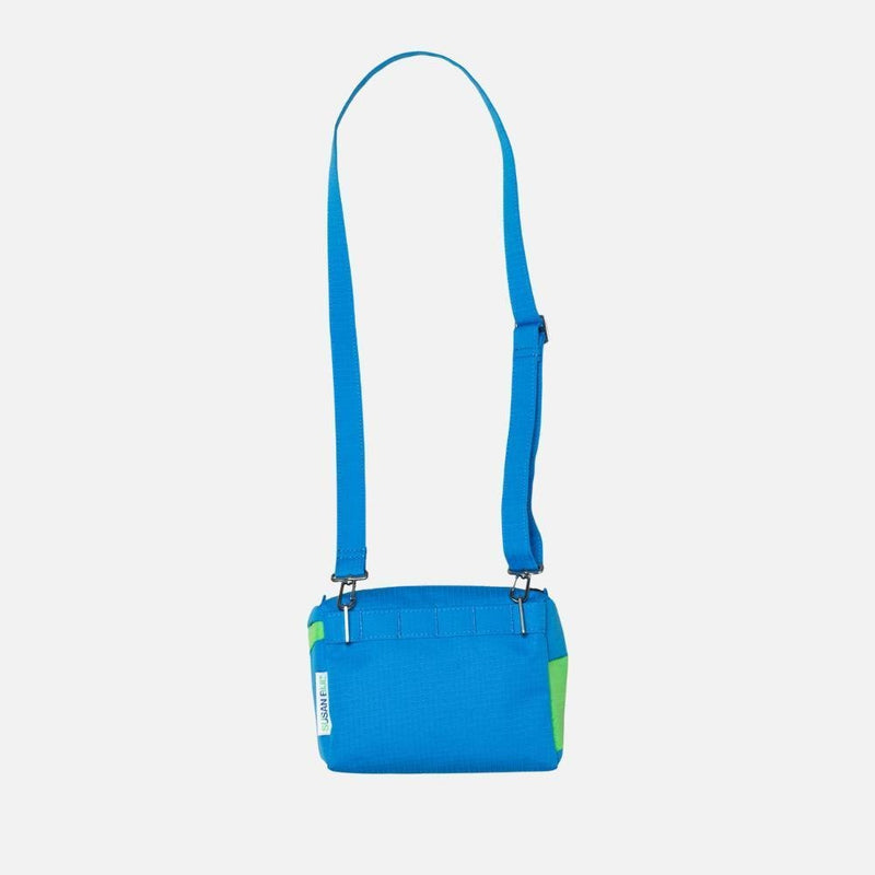 Susan Bijl The New Bum Bag Wave & Greenscreen - Studio Play