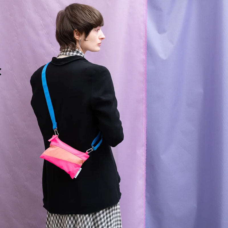 Susan Bijl The New Pouch Fluo Pink & Try Small