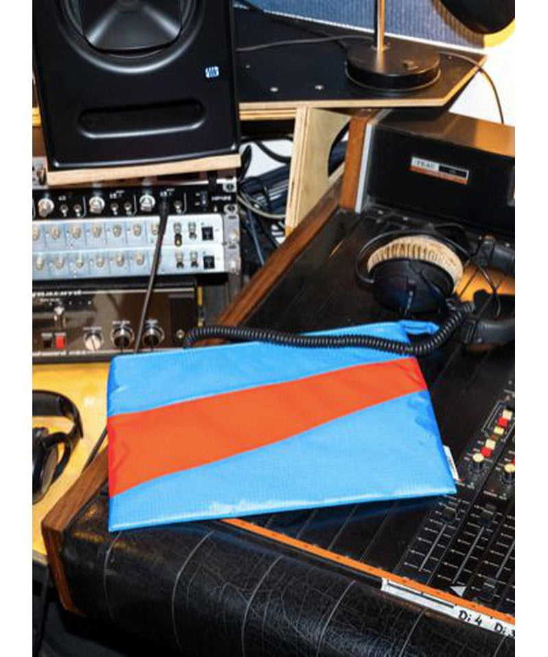 Susan Bijl The New Protectable Wave & Red Alert 13-inch